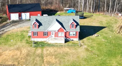 2174 Odells Knob Fork Rd, Shinnston, WV 26431