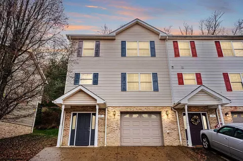 856 Tremont St, Morgantown, WV 26505