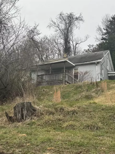 2705 N High St, Wellsburg, WV 26070