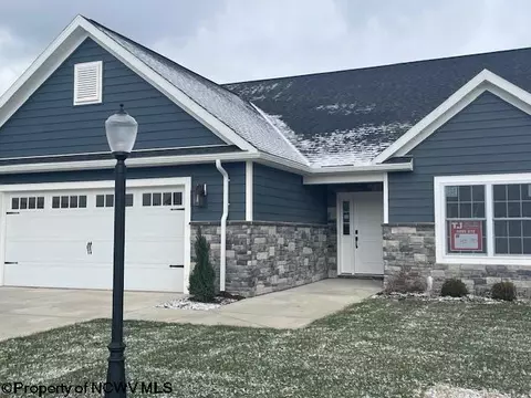 53 Hidden Brook Cir, Morgantown, WV 26508