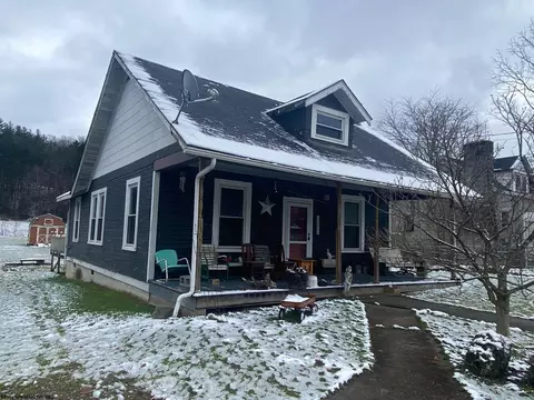 181 Main St, Beverly, WV 26253