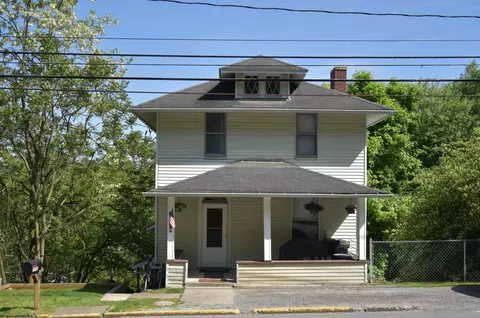 1032 Richwood Ave, Morgantown, WV 26505