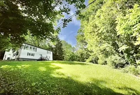 72 Haymond Hill Dr, Mount Clare, WV 26408