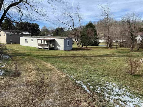 55 Moyer Hollow Rd, Elkins, WV 26241