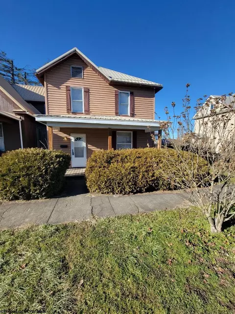 1514 Taylor Ave, Elkins, WV 26241