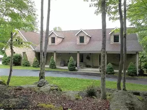 45 Silver Oak Ln, Belington, WV 26250