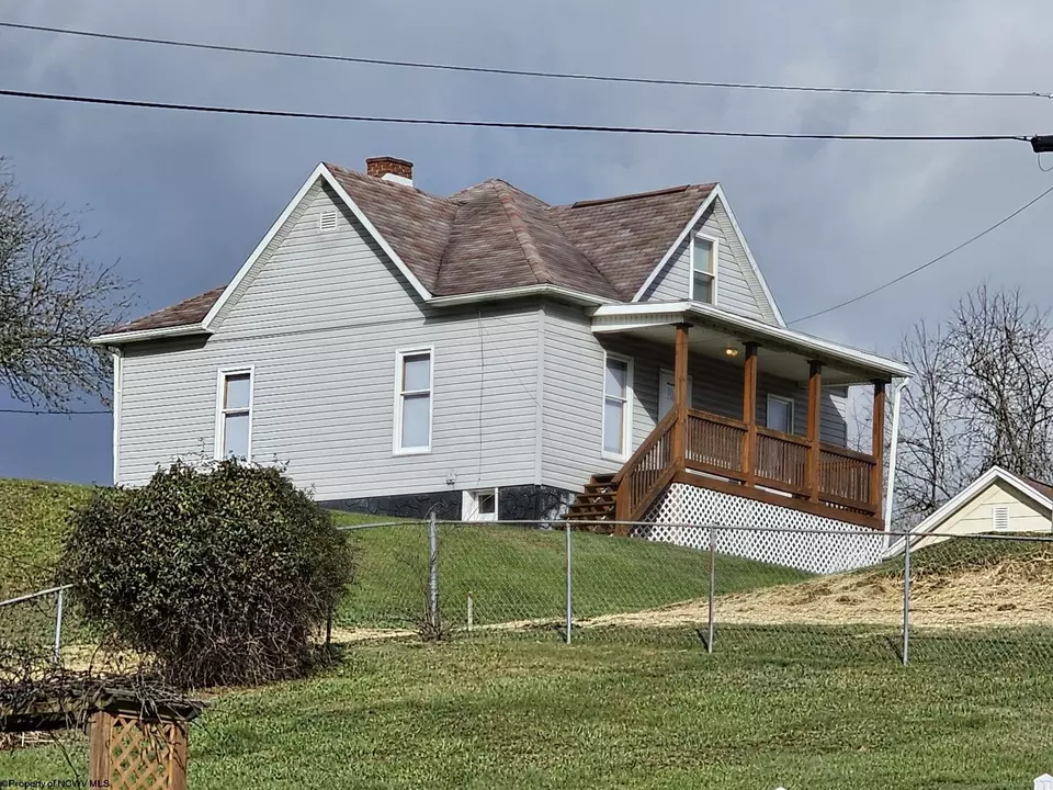 34 White Blossom Dr, Clarksburg, WV 26301 40 Photos Movoto