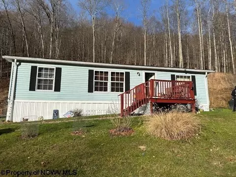 386 Samaria Rd, Fairmont, WV 26554