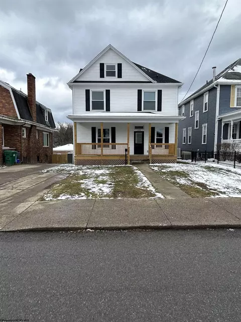 658 Mulberry Ave, Clarksburg, WV 26301