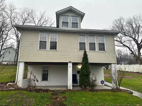 507 W Pennsylvania Ave, Westover, WV 26501