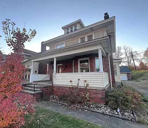 1157 Main St, Follansbee, WV 26037