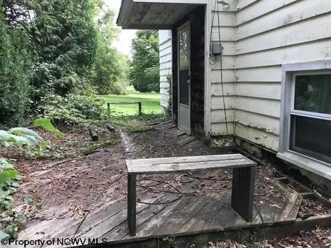 288 E Rd, Arthurdale, WV 26520 photo 3