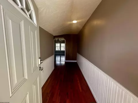 198 Fairview Cir, Sutton, WV 26601 photo 3