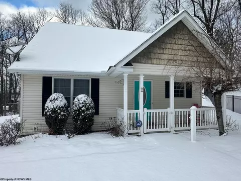 19 Lafollette Dr, Morgantown, WV 26508