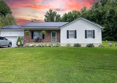 57 Hildebrand Lock And Dam Rd, Morgantown, WV 26501