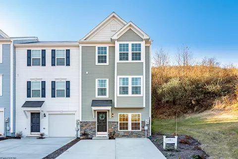 38 Dover Ct # HOME 61, Bridgeport, WV 26330