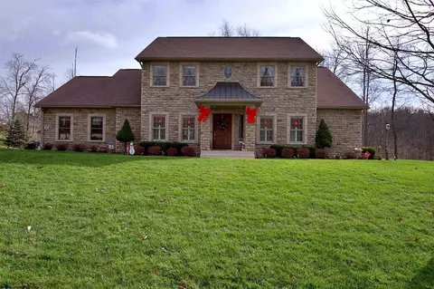 317 Oakview Dr, Bridgeport, WV 26330