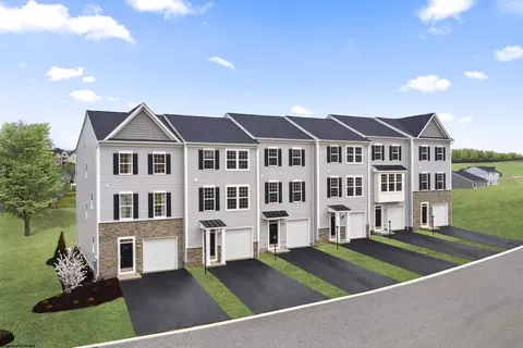 40 Dover Ct # HOME 60, Bridgeport, WV 26330