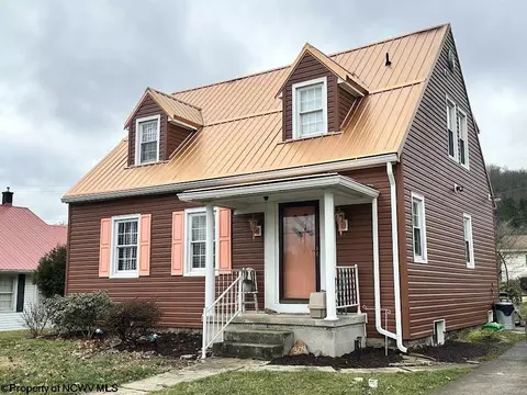 309 Lincoln St, Grafton, WV 26354