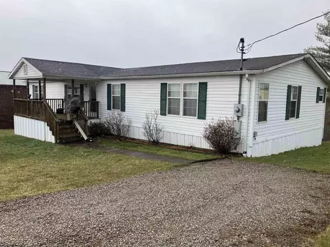 3685 N Calhoun Hwy, Grantsville, WV 26147