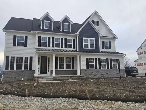 218 Norwood Ct, Morgantown, WV 26508