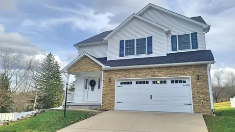 211 September Dr, Morgantown, WV 26508