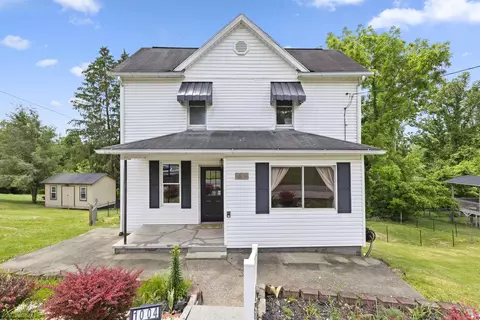 1004 Curtis Ave, Morgantown, WV 26501