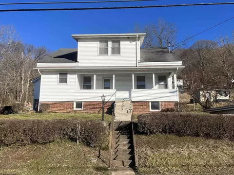 347 E Old Route 33 Hwy, Weston, WV 26452