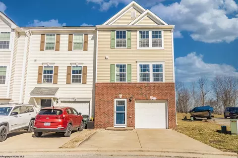 166 Birds Eye View Dr, Morgantown, WV 26501