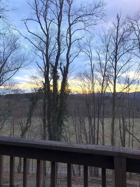 View/Area - 102 Hunter Rd, Beverly, WV 26253 photo 1 of 2