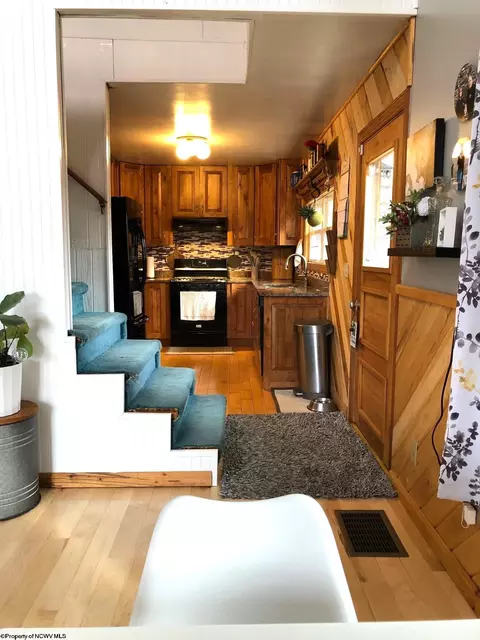 Kitchen - 102 Hunter Rd, Beverly, WV 26253 photo 4 of 4
