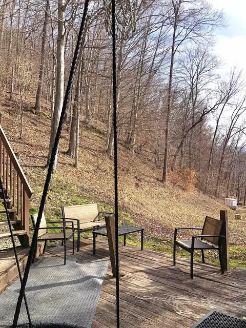 Exterior - 102 Hunter Rd, Beverly, WV 26253 photo 6 of 9