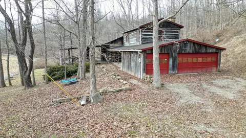 4630 Kincheloe Rd, Jane Lew, WV 26378