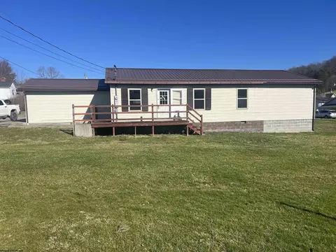 66 Bishop Ave, Grafton, WV 26354