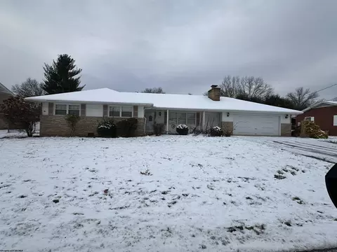 641 Easy St, Bridgeport, WV 26330