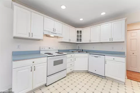 Kitchen - 1001 Saint Pauls Ln, Morgantown, WV 26505 photo 1 of 3
