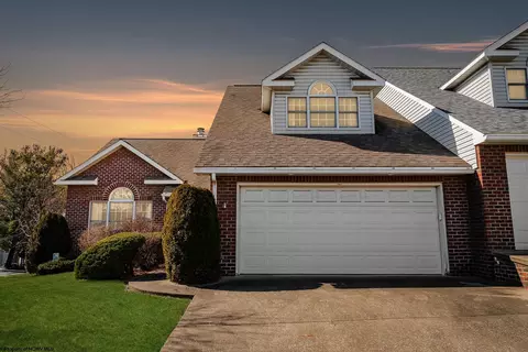 Exterior - 1001 Saint Pauls Ln, Morgantown, WV 26505 photo 6 of 18
