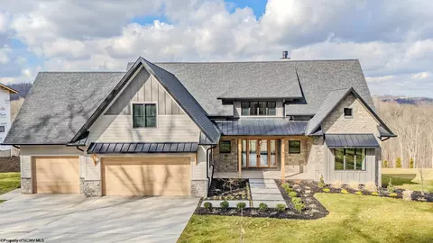 416 Rustic Hills Dr, Morgantown, WV 26508