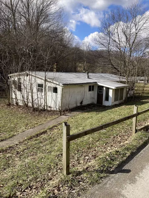 802 Childers Run Rd, Buckhannon, WV 26201