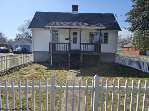 41 Thurman Ave, Buckhannon, WV 26201