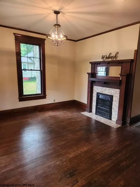 Living - 56 Wabash Ave, Philippi, WV 26416 photo 3 of 3