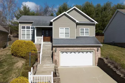 317 Villa View Dr, Morgantown, WV 26505