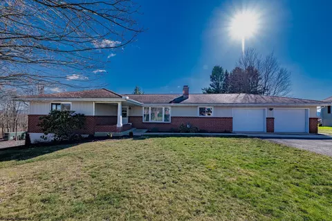 104 Swartz Rd, Kingwood, WV 26537