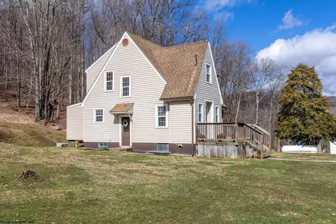 128 Fairview Hill Rd, Moatsville, WV 26405