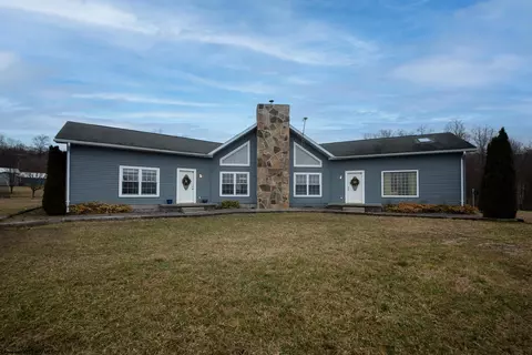 981 Indian Rock Rd, Reedsville, WV 26547