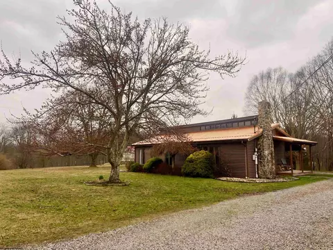 260 Jack Acres Acres, Buckhannon, WV 26201