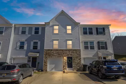 313 Turquoise Ln, Morgantown, WV 26508