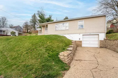 901 Louise Ave, Morgantown, WV 26505