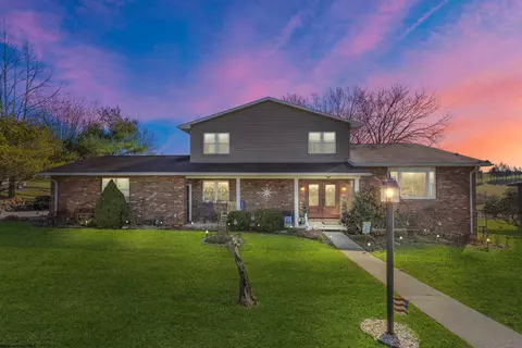 1808 Orchard Rd, Fairmont, WV 26554