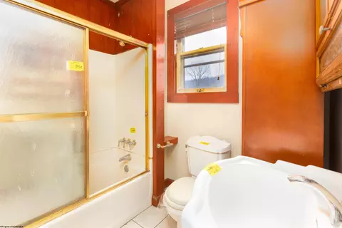 Bath - 232 Ferrell Ave, Wheeling, WV 26003 photo 1 of 4